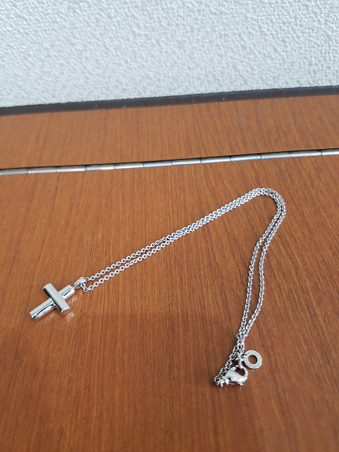 ブルガリ ネックレス  ラテンクロス 750WG