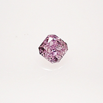 0.050ct_Fancy-Purplish-Pink-SI2