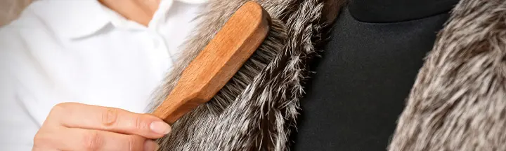 毛皮のお手入れ|潰れたファーも復活!簡単自宅ケアの方法