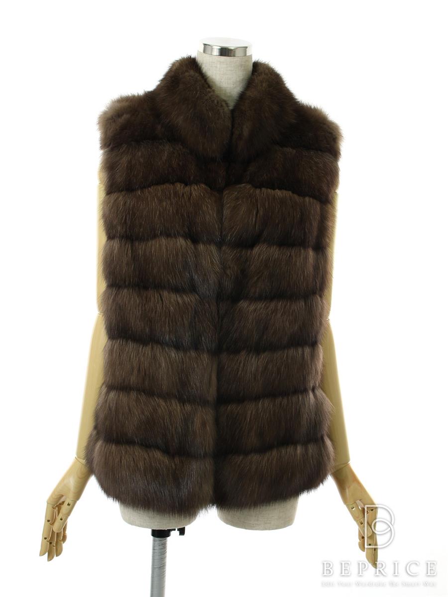 フォクシーブティック ベスト セーブルファー 毛皮 27837買取実績 | 大阪市都島区