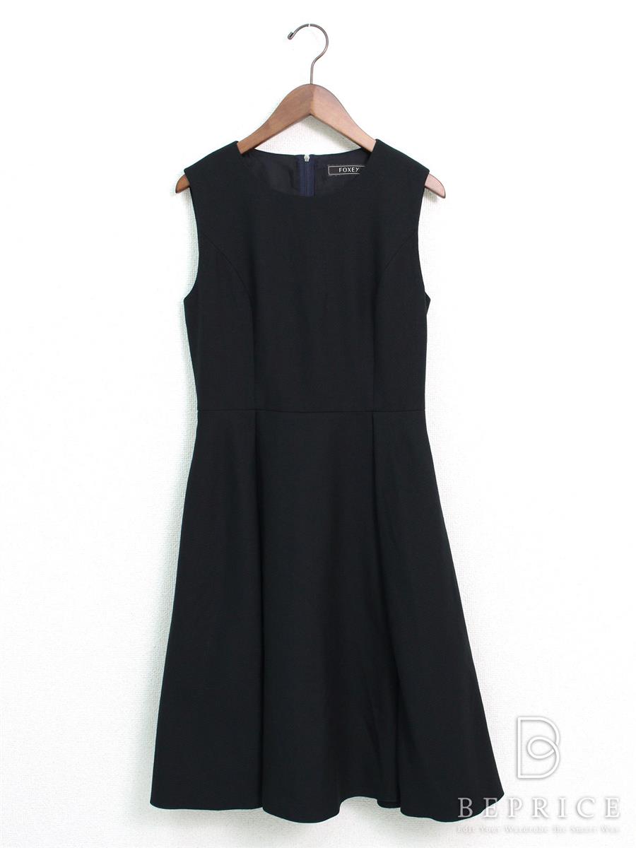 フォクシーブティック 2016年 ワンピース（Lily Flare) 35557 ネイビー買取実績 | 神戸市東灘区