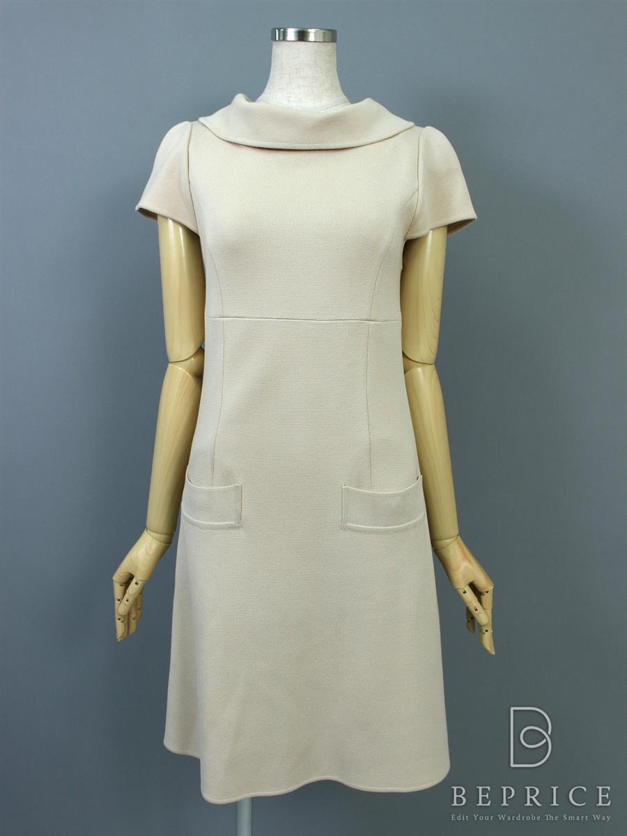 フォクシーブティック ワンピース 衿付 25649 ベージュ買取実績 | 東京都練馬区