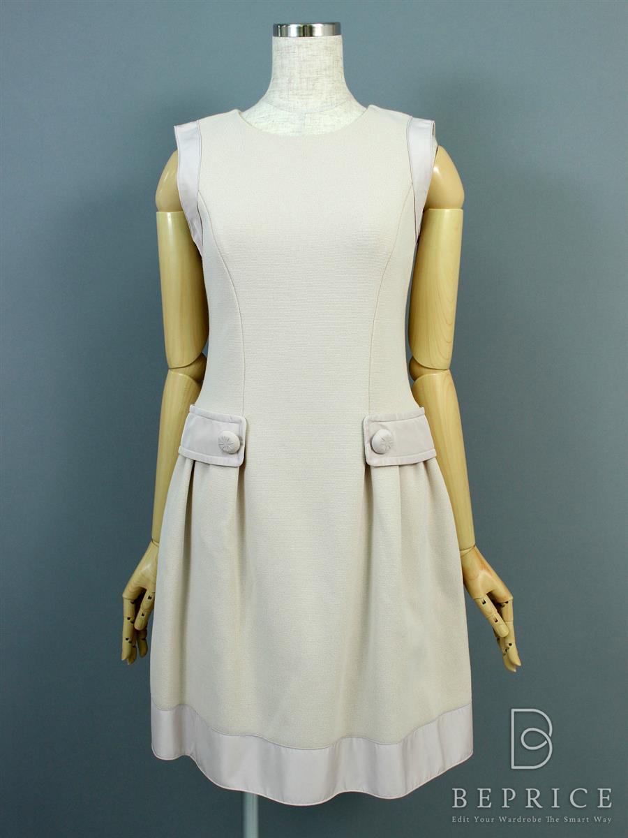 フォクシーブティック ワンピース クラシカルドール 29886 ベージュ買取実績 | 兵庫県芦屋市