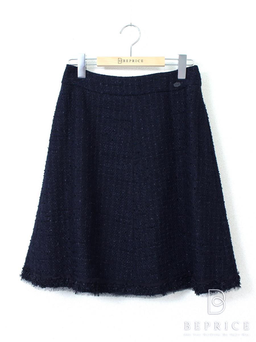 フォクシーブティック カットソー 2016年 スカート classic Tweed 35282 ネイビー買取実績 | 香川県高松市