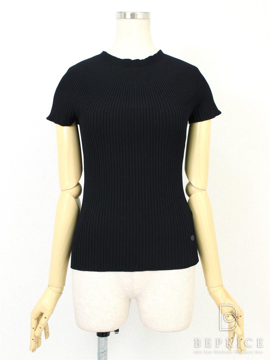 フォクシーブティック カットソー 2016年 トップス Everyday Knit Boat Neck 35269 ブラック買取参考価格 | 山梨県甲州市
