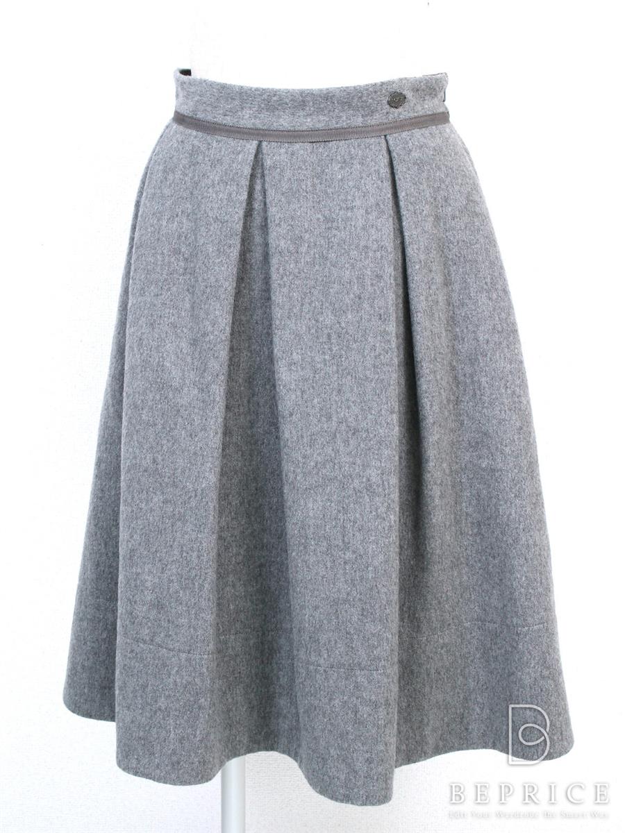 フォクシーブティック 2016年 スカート フレアー ウール 36474 グレー買取実績 | 名古屋市千種区