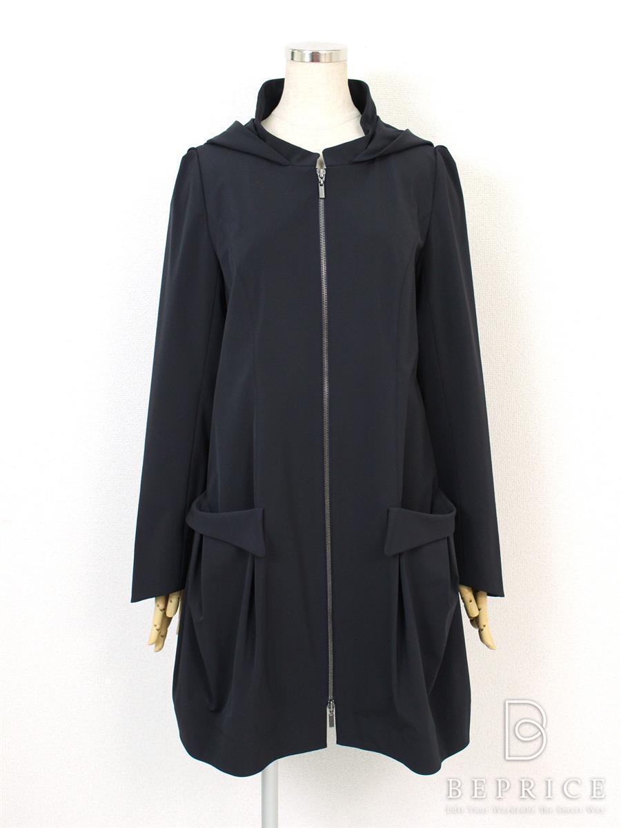 フォクシーニューヨーク 2016年 コート Rainy Cocoon 33503 ネイビー買取参考価格 | 埼玉県川口市