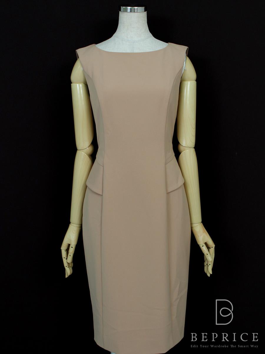 フォクシーニューヨーク ワンピース クールペンシル 29241買取実績 | 東京都目黒区