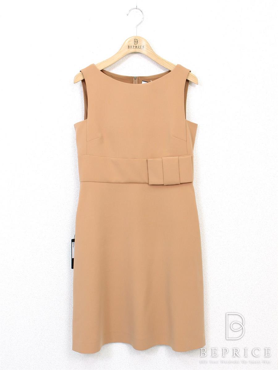 フォクシーニューヨーク 2014年 ワンピース ノースリーブ パレット 33719 ベージュ買取実績 | 東京都豊島区