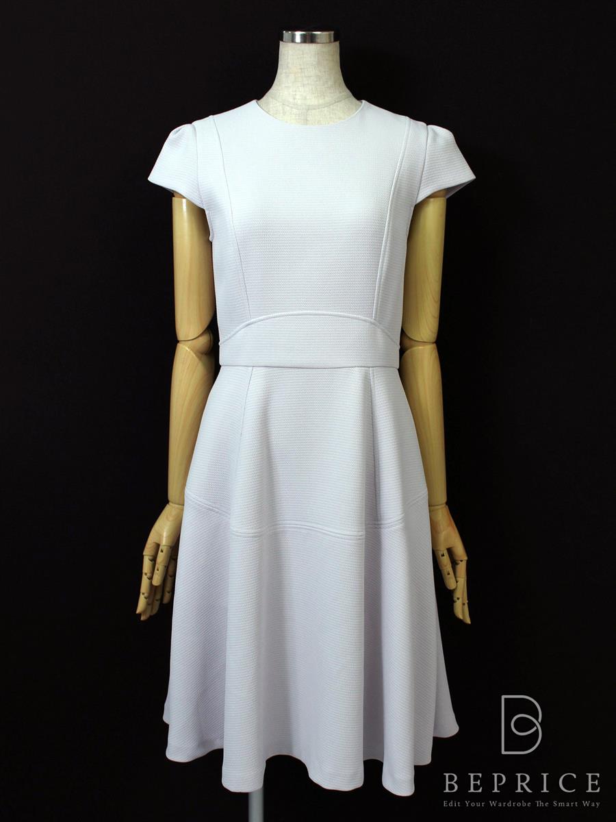 フォクシーニューヨーク 2016年 ワンピース Cap Sleeve Fit and Flare 35076 グレー買取実績 | 東京都立川市