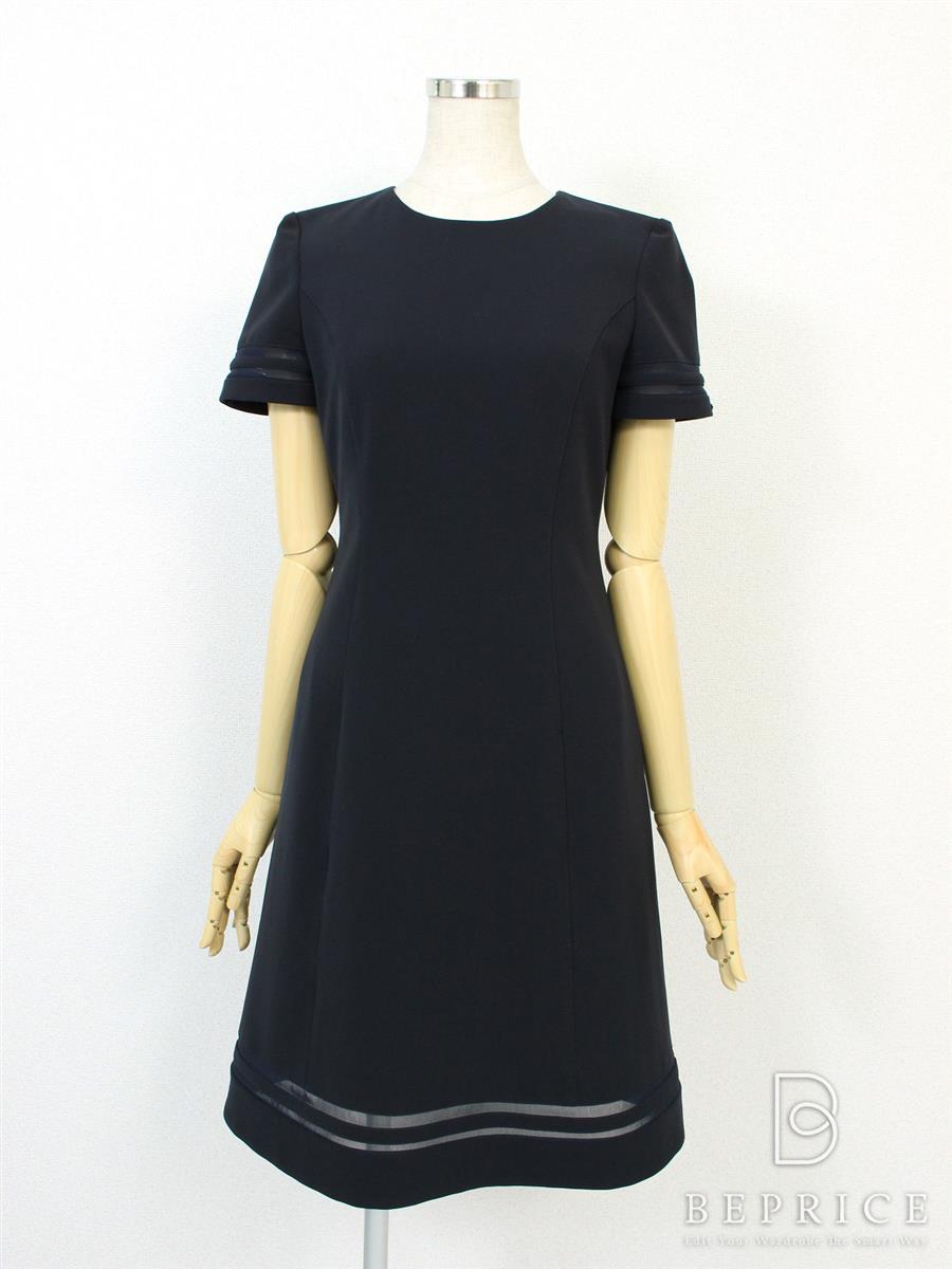 フォクシーニューヨーク ワンピース 半袖 クールロワイアル 29066買取実績 | 東京都練馬区