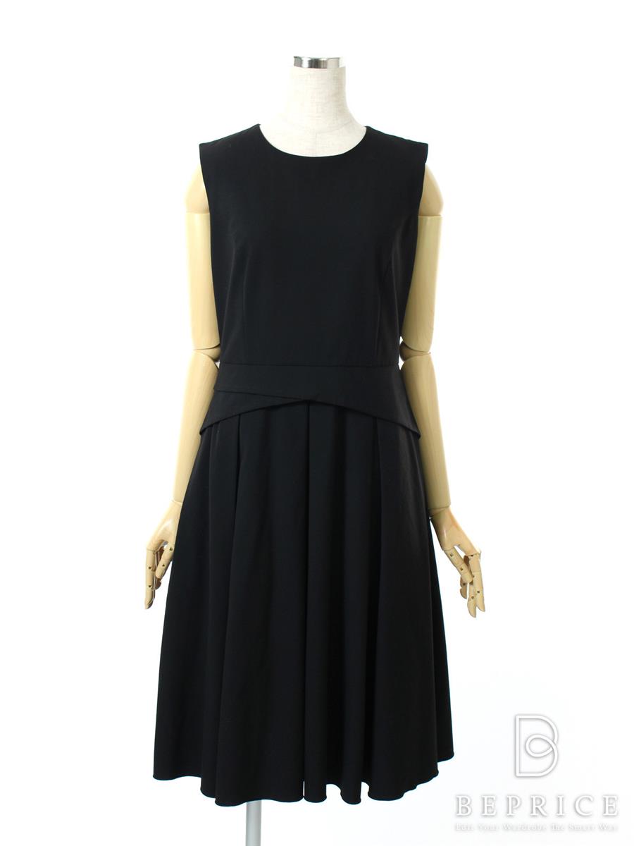 フォクシーニューヨーク ワンピース タキシードクロス 34001買取実績 | 兵庫県西宮市