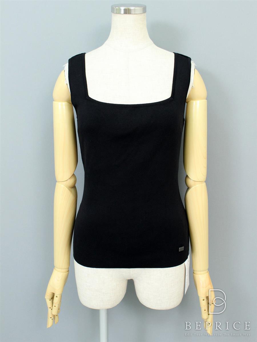 フォクシーニューヨーク ニット セーター トップス スクエアセーター 33597買取実績 | 兵庫県西宮市