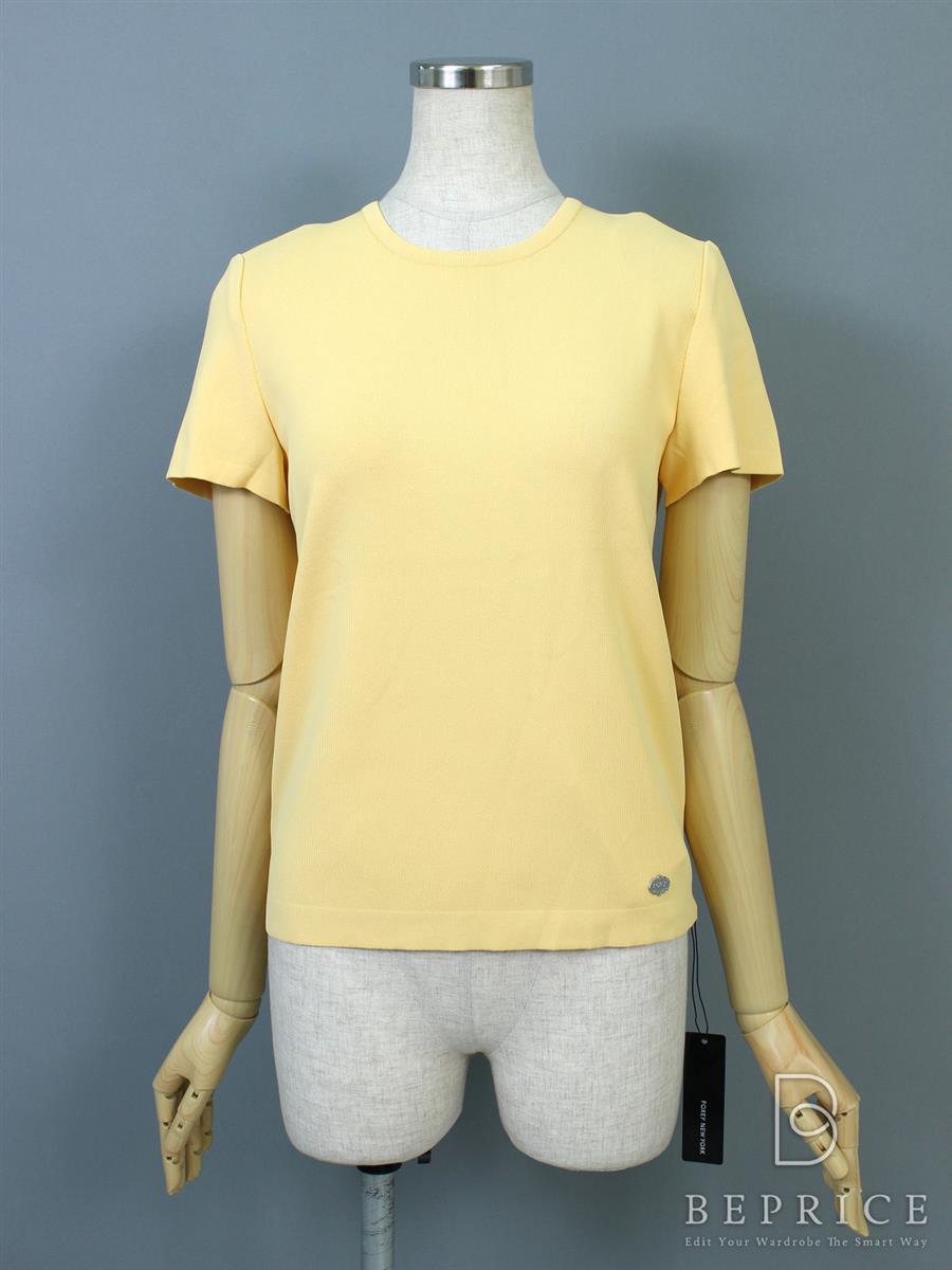 フォクシーニューヨーク ニット 2015年 トップス 半袖 セーター Lady Cool 34663 イエロー買取実績 | 東京都目黒区
