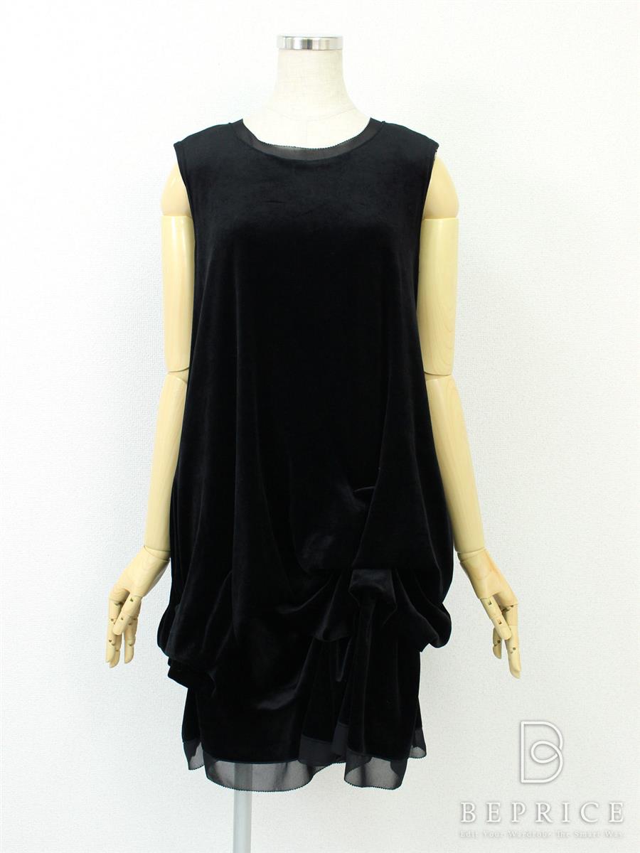 フォクシーニューヨーク ワンピース ノースリーブ ベロア コレット 32182買取実績 | 東京都江東区