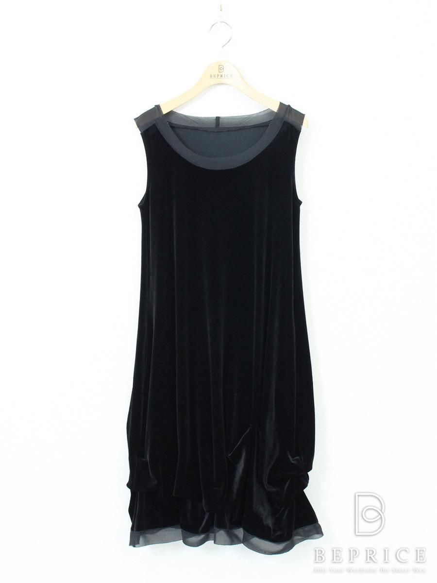 フォクシーニューヨーク ワンピース DAISY VELOUR ワンピース ノースリーブ Dress ベロア 36140買取実績 | 神戸市東灘区