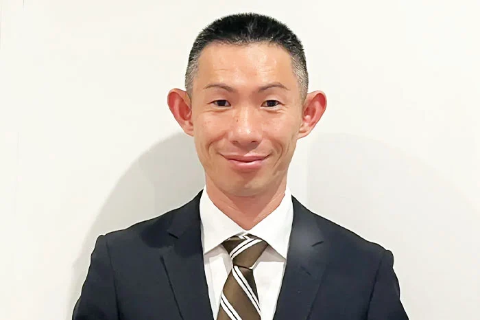 神戸六甲道店のスタッフ紹介2