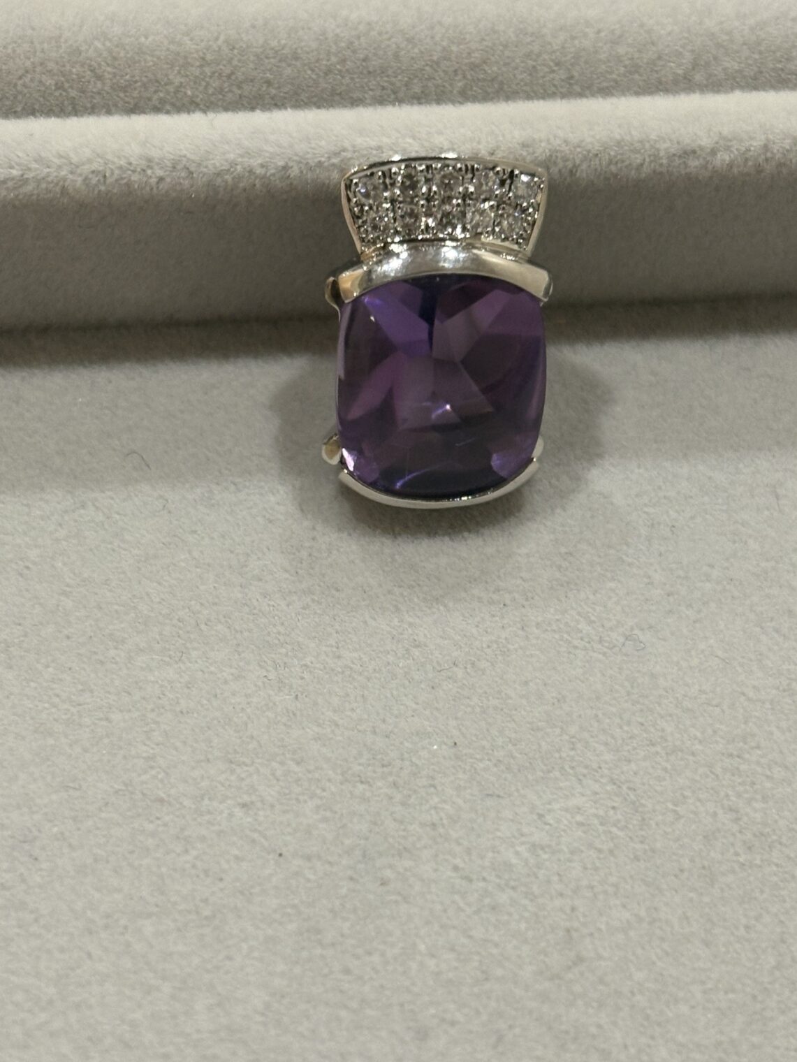 Pt900 アメジスト6.2ct ダイヤ0.013ct買取参考価格 | 大阪府守口市