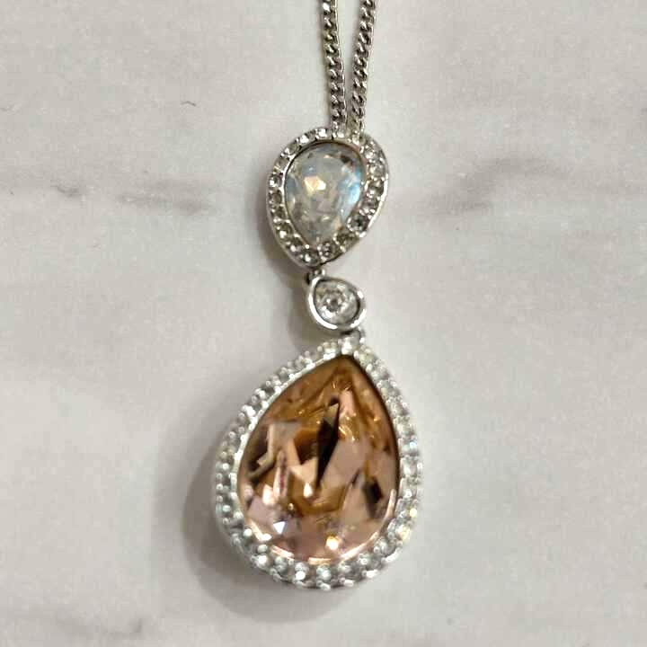 スワロフスキー ネックレス カラーストーン買取実績 | 大阪府東大阪市