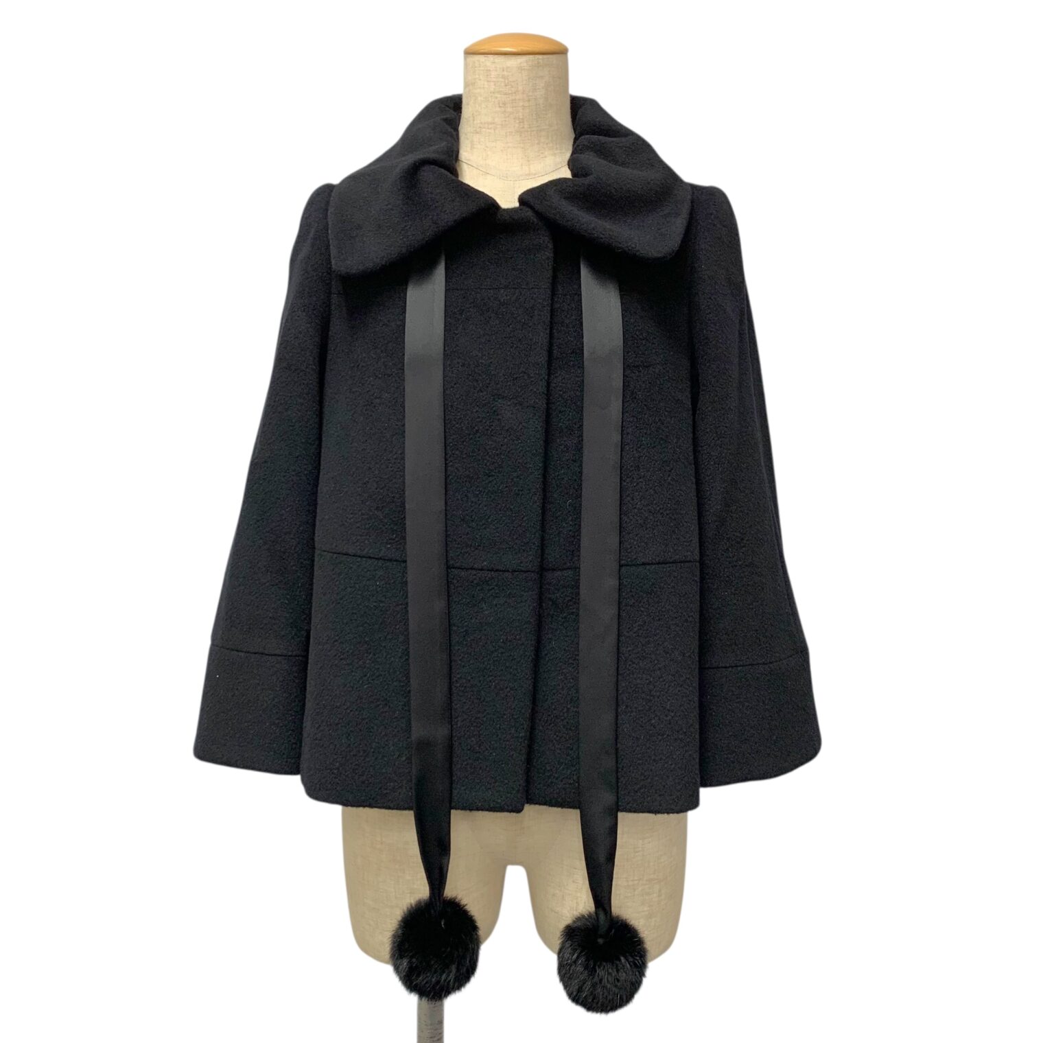 トゥービーシック ショートコート ラビットファー UWF37-805-09買取実績 | 兵庫県加西市