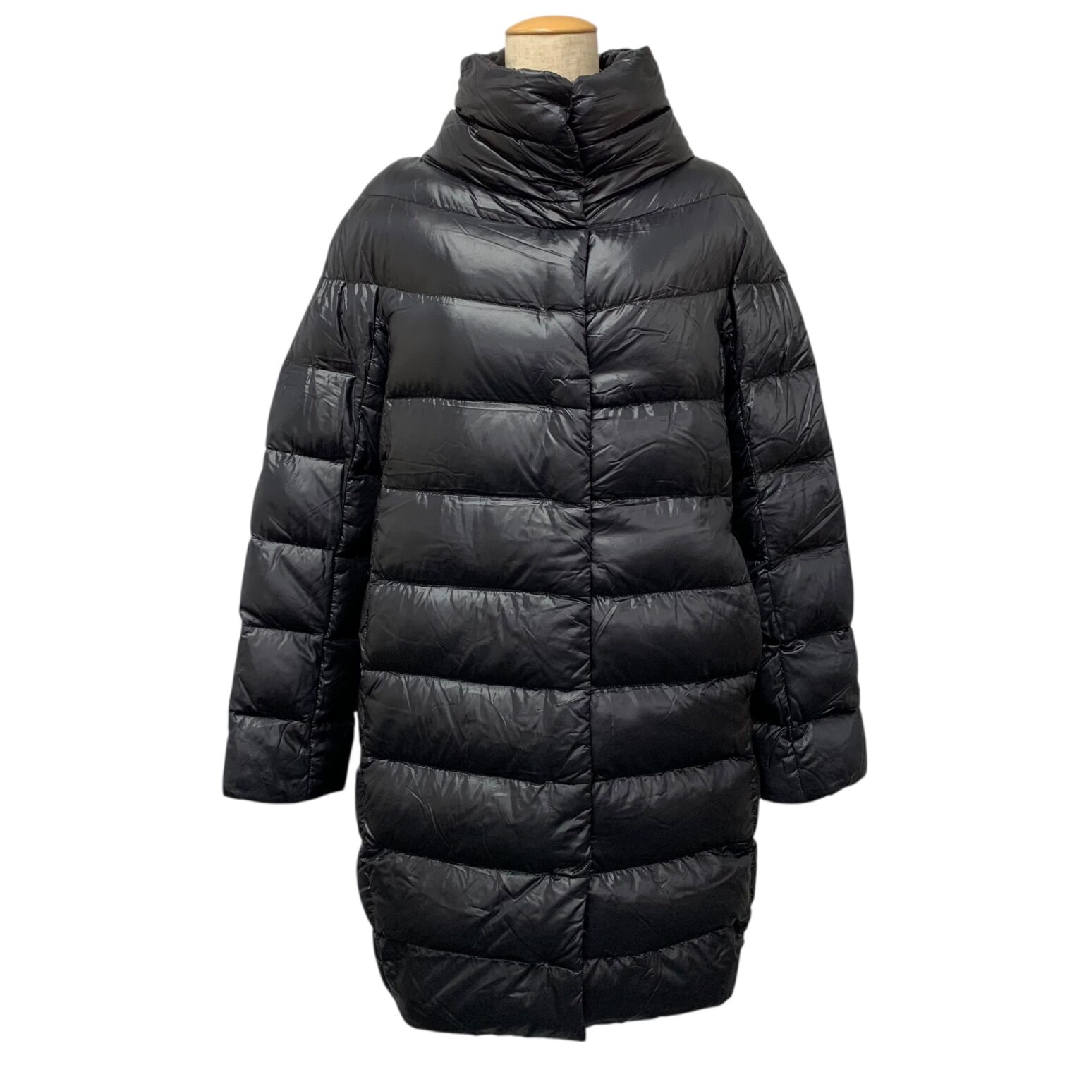 ヘルノ ダウンコート PI0177DIC-12017-9300 ブラック買取実績 | 大阪市生野区