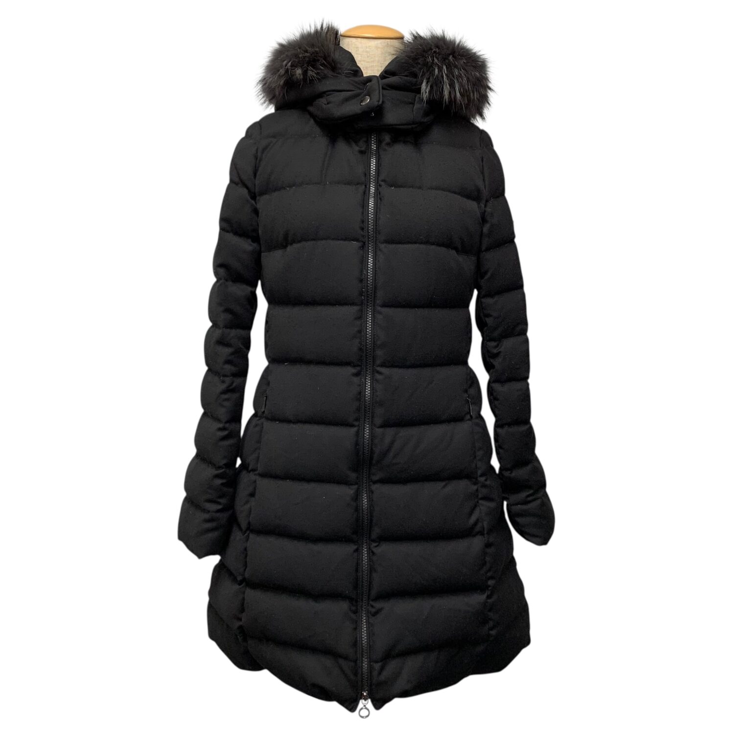 タトラス LTA20A4571 ダウンコート 02 ブラック ファー付買取実績 | 長野県佐久市