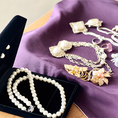 真珠買取で値段がつかないのはなぜ？フェイクパールの見分け方