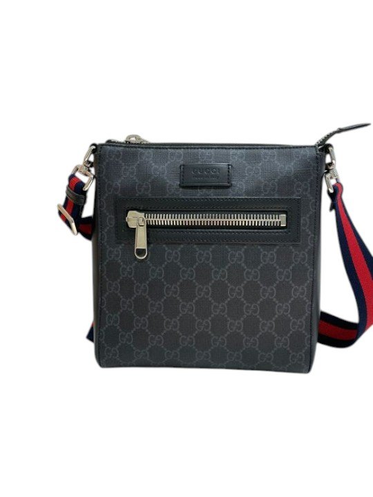 グッチ GGスプリーム 523599 スモールメッセンジャーバッグ シェリーライン買取実績 | 大阪市中央区