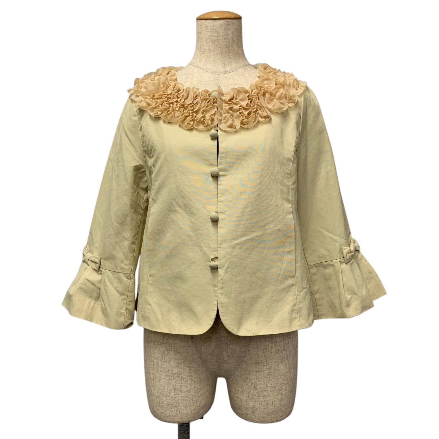 ギャラリービスコンティ 1133848 ノーカラージャケット ベルスリーブ買取実績 | 名古屋市中区