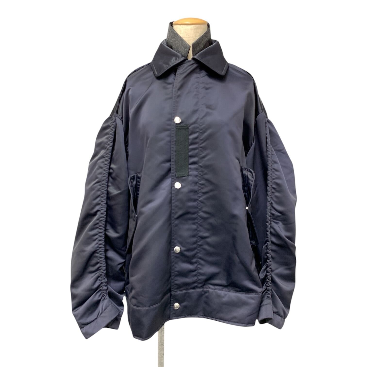 サカイ Nylon Twill Blouson 23-02992M ブルゾン買取実績 | 東京都