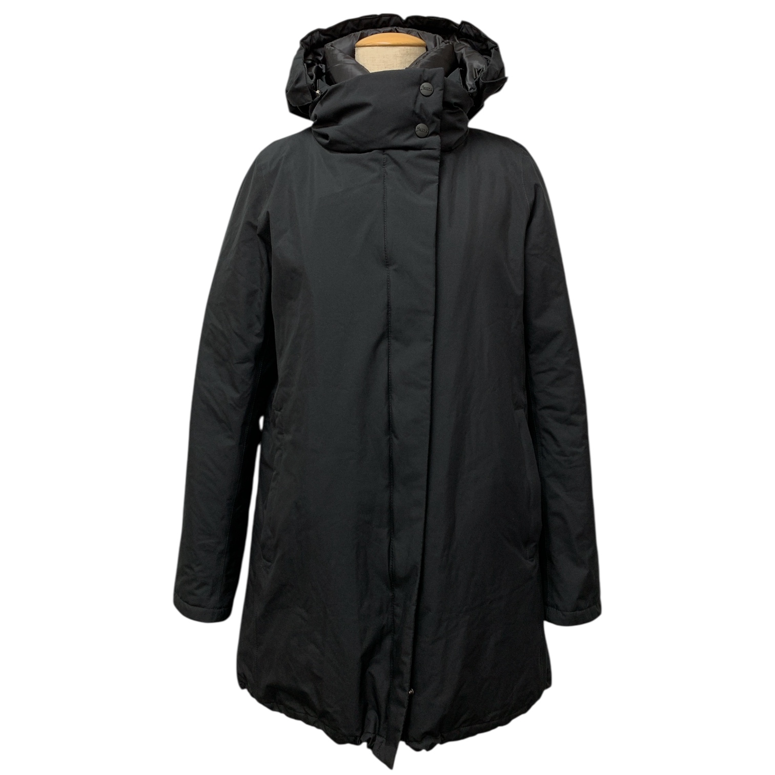 ヘルノ Laminar PI081DL ダウンコート買取実績 | 札幌市中央区