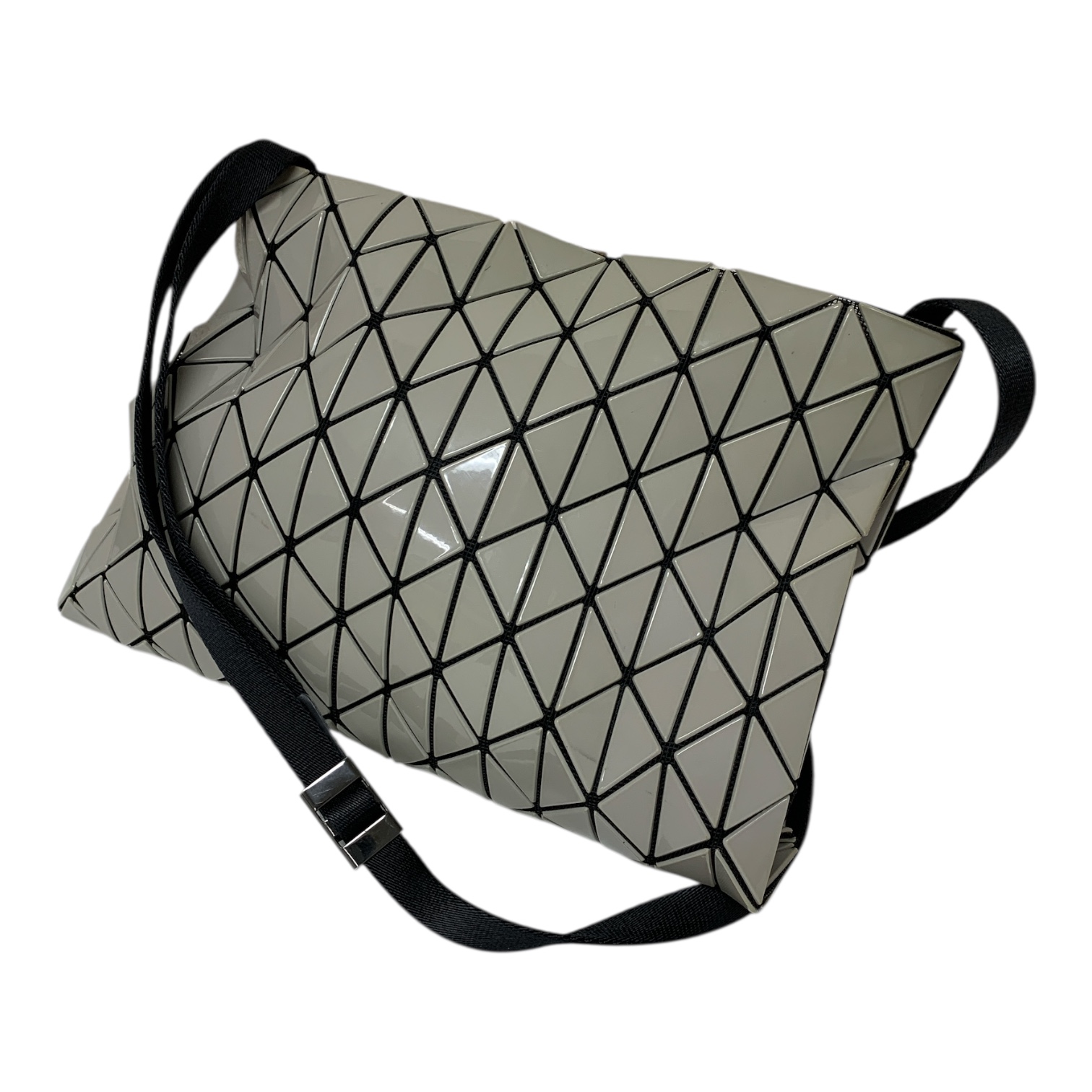 バオバオイッセイミヤケ ROW METALLIC BB93-AG463 ショルダーバッグ買取実績 | 大阪市天王寺区