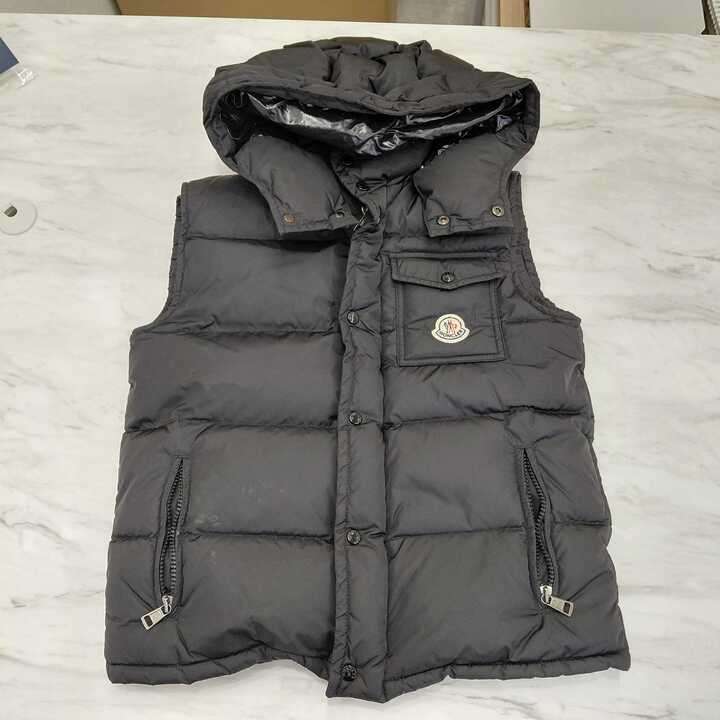 モンクレール GILET IMB. QUILTED WAISTCOAT 112-052-USR47-02 ダウンベスト買取実績 | 大阪府泉佐野市