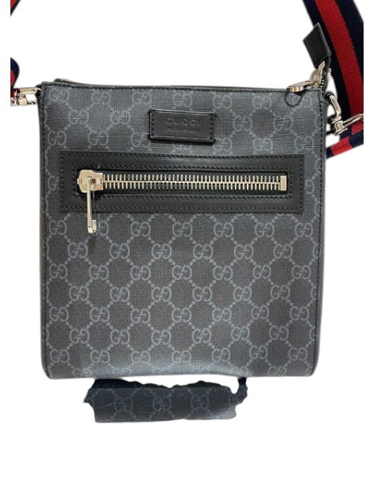グッチ GGスプリーム 523599 スモールメッセンジャーバッグ買取実績 | 大阪市福島区