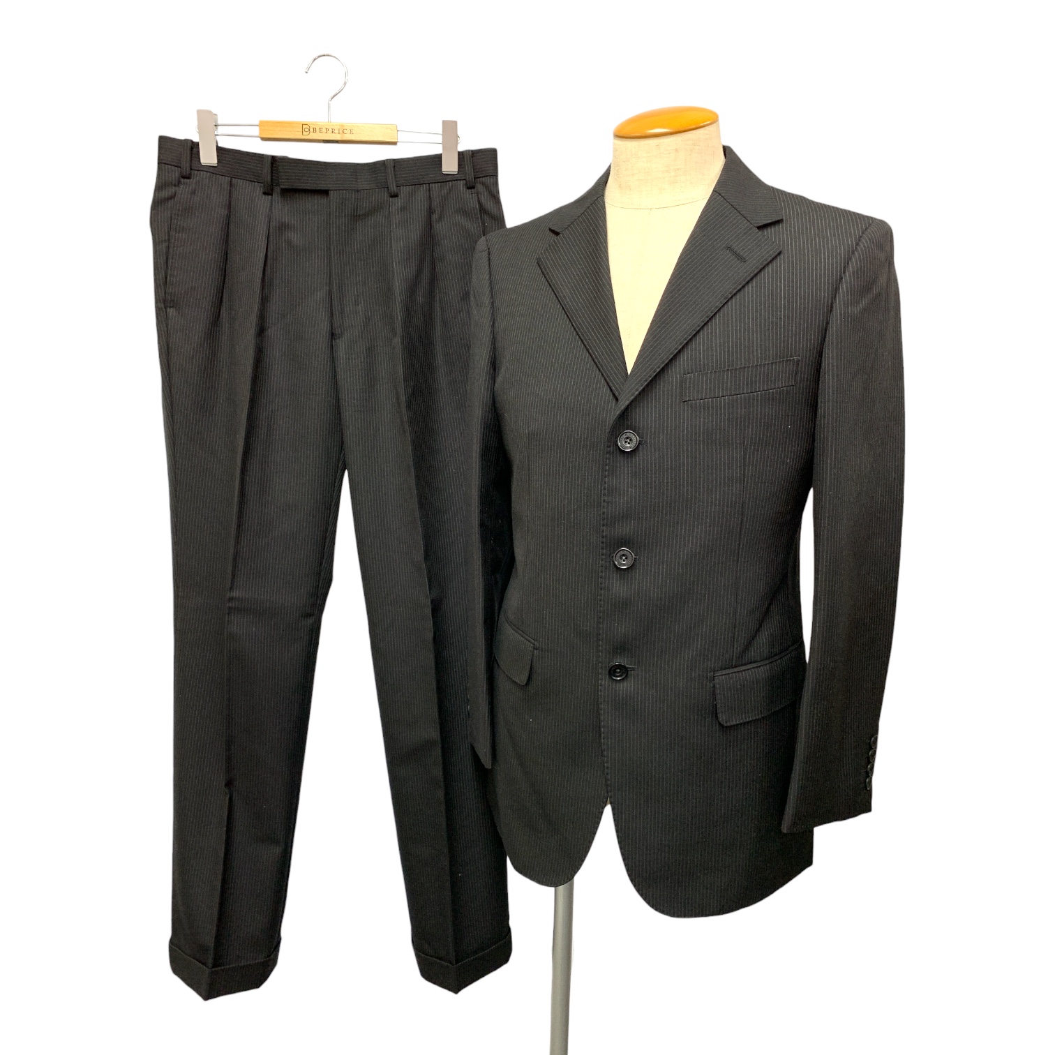バーバリーブラックレーベル BM30-701-09 スーツ ブラック ストライプ シングル買取実績 | 大阪府柏原市