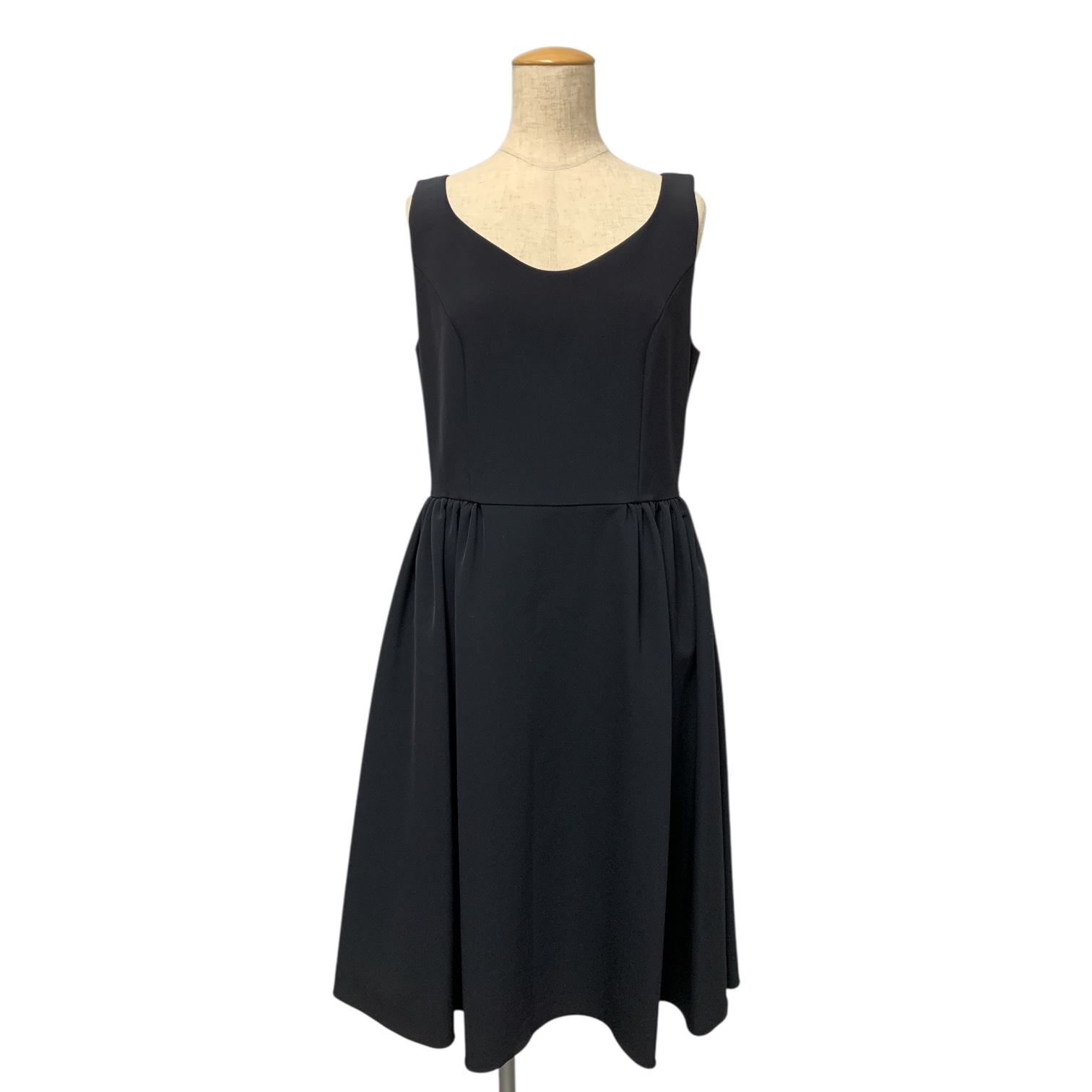 フォクシーニューヨーク インディゴ 36760 ワンピース買取実績 | 愛知県碧南市