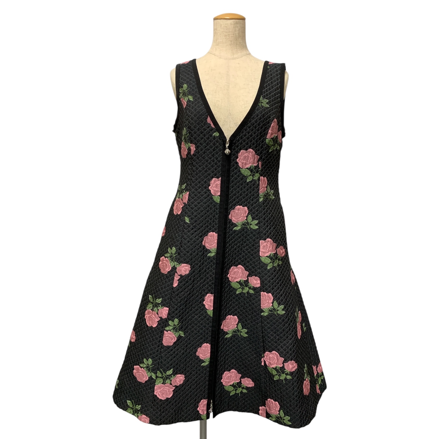 エムズグレイシー 411527 フラワーモチーフ ジャガード ジャンパースカート ワンピース買取実績 | 長崎県長崎市