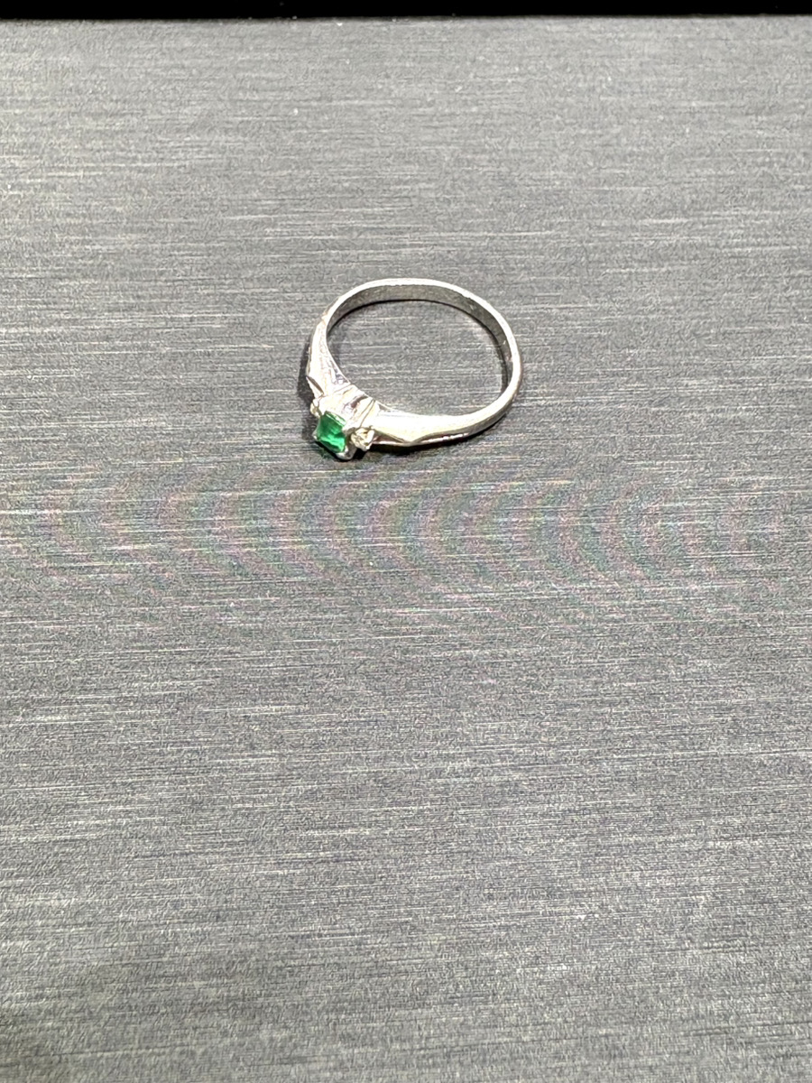 Pt900 エメラルド0.17ct リング買取実績 | 札幌市厚別区