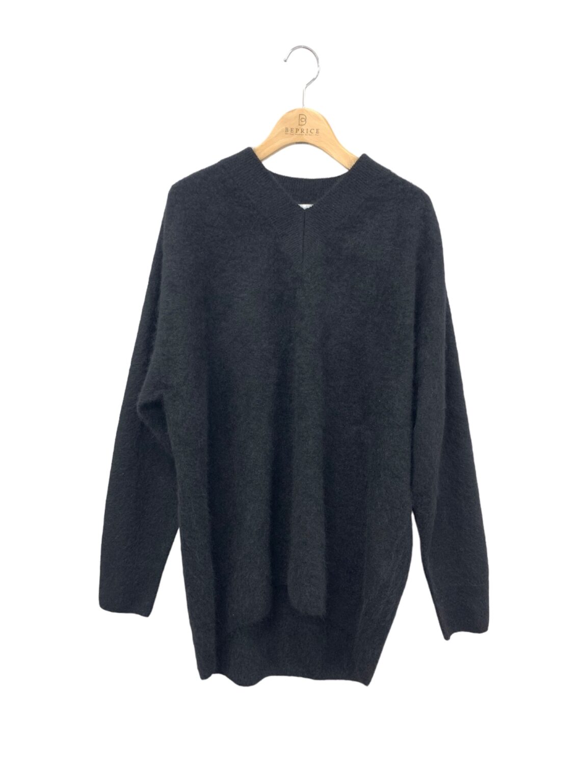 エイトン GARMENT DYE CASHMERE KRAGNW0900 ニット 2 ブラック Ｖネックセーター買取実績 | 東京都千代田区