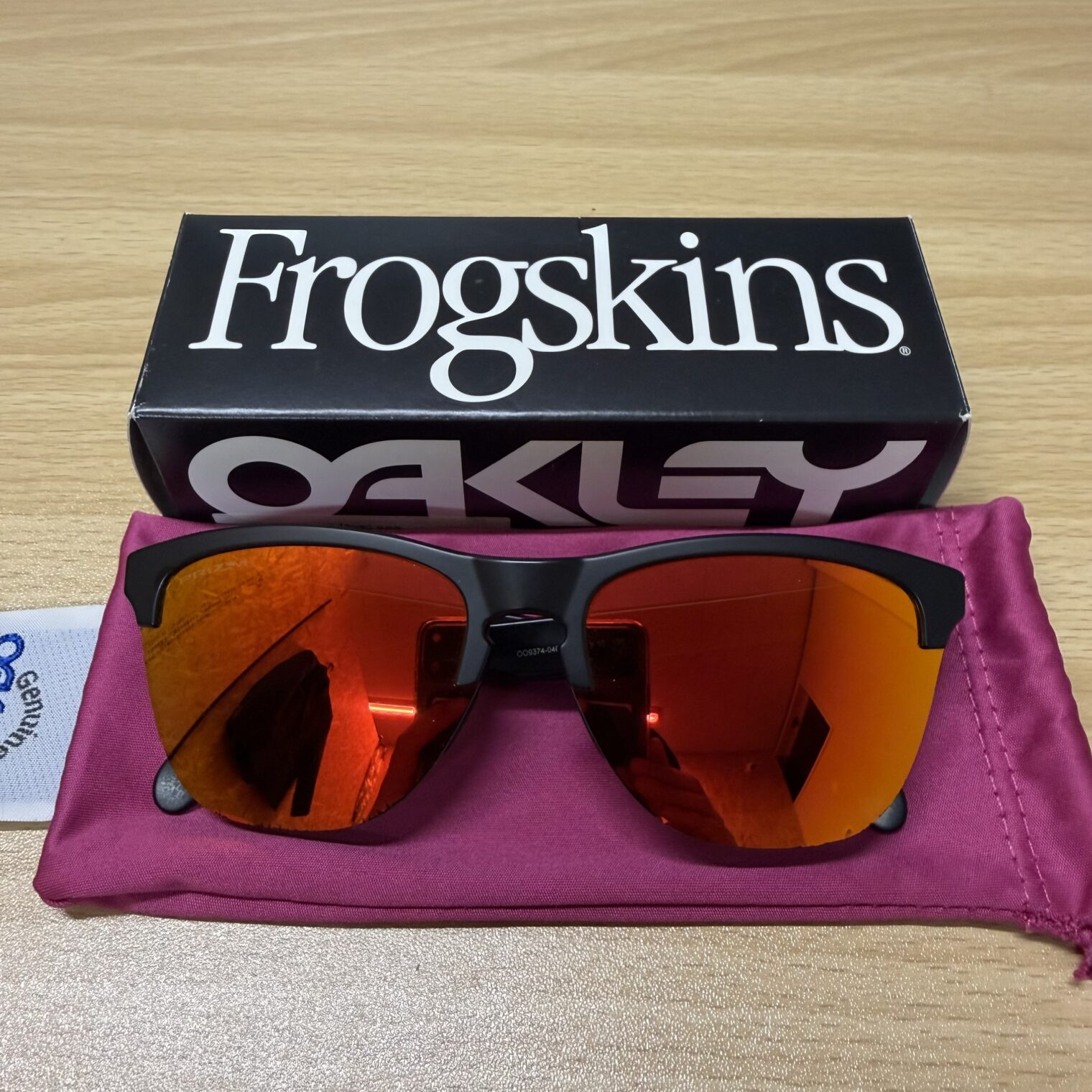 オークリーFrogskins サングラス 〇〇9374買取実績 | 青森県八戸市
