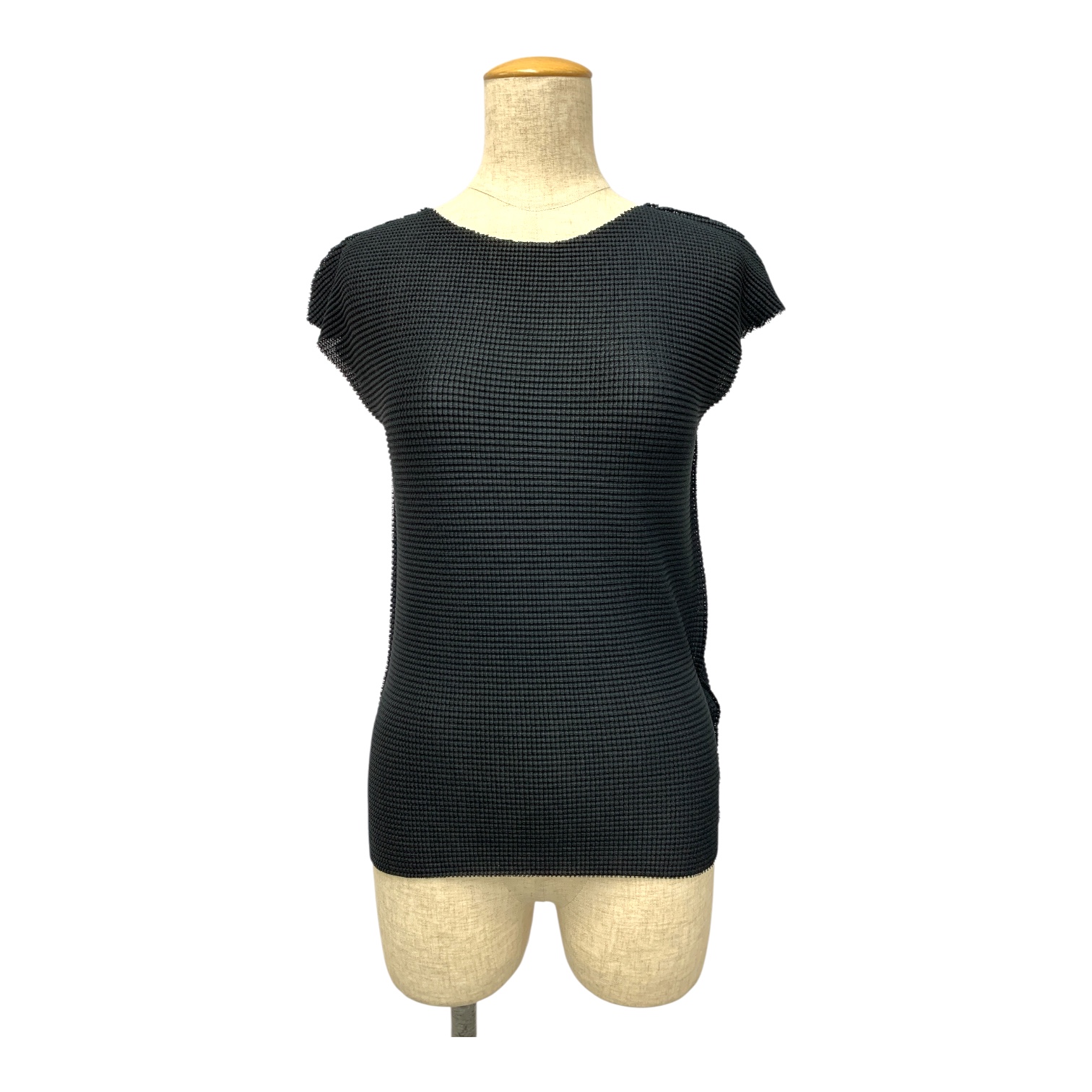 ミーイッセイミヤケ NIT STRETCH PLEATS MI61KK367 カットソー買取実績 | 大阪市中央区