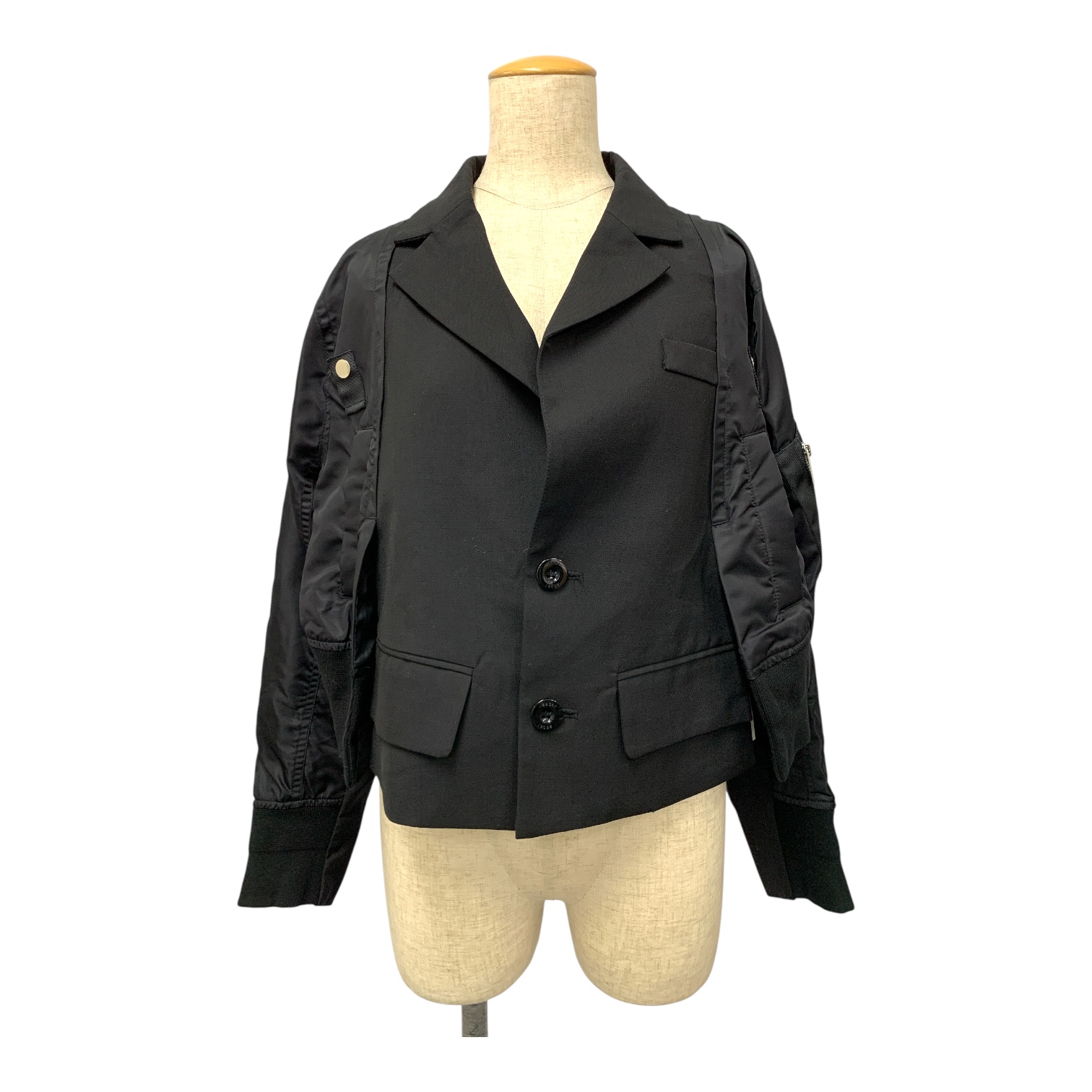 サカイ 24-07338 Suiting x Nylon Twill Jacket買取実績 | 大阪市天王寺区