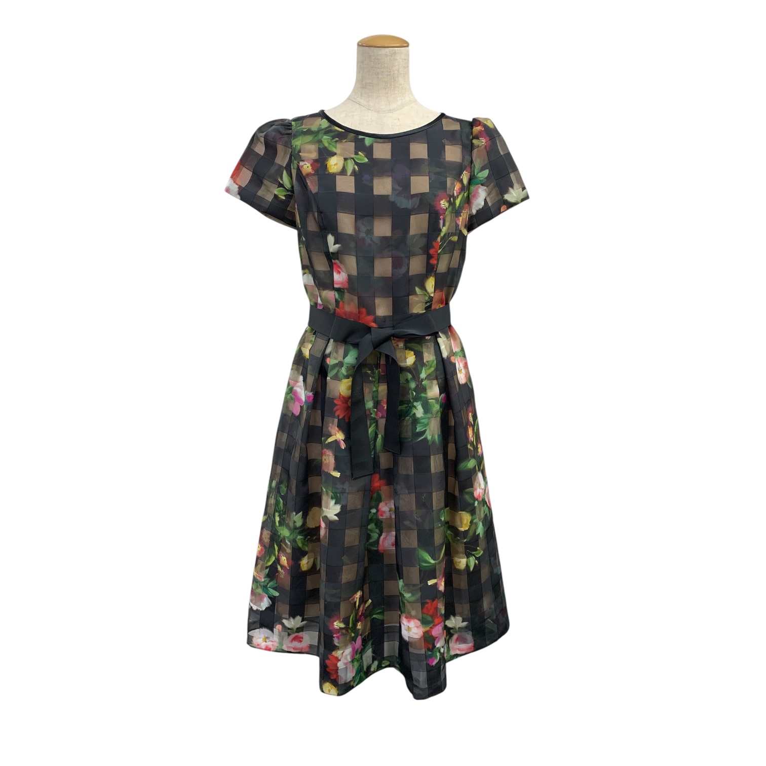 エムズグレイシー チェックxフラワーシアードレス 511118 ワンピース買取実績 | 東京都杉並区