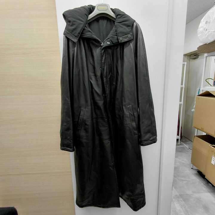 フェラガモ コート フード付 リバーシブル レザー買取実績 | 東京都