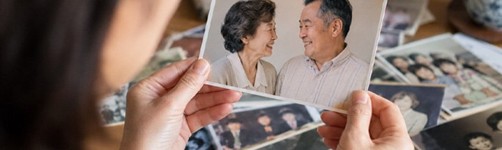 実家じまいの大量写真を1週間で整理する手順｜残す基準・仕分け・データ化まで