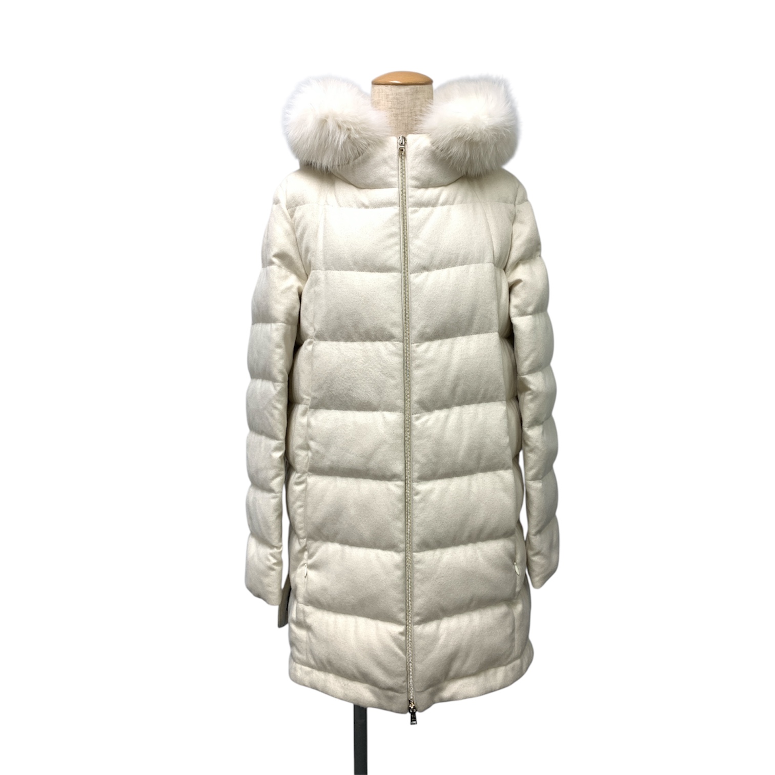 ヘルノ リゾートライン PI031DR-38088L ダウンコート買取実績 | 大阪市都島区