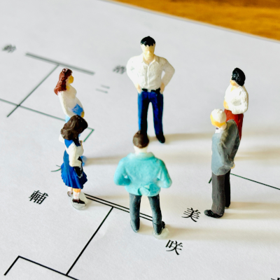 遺品整理は家族?業者?判断基準と選び方