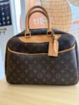 ルイヴィトンLOUIS VUITTON モノグラム ヴィトン モノグラム ドーヴィル バッグ M47270の参考買取価格