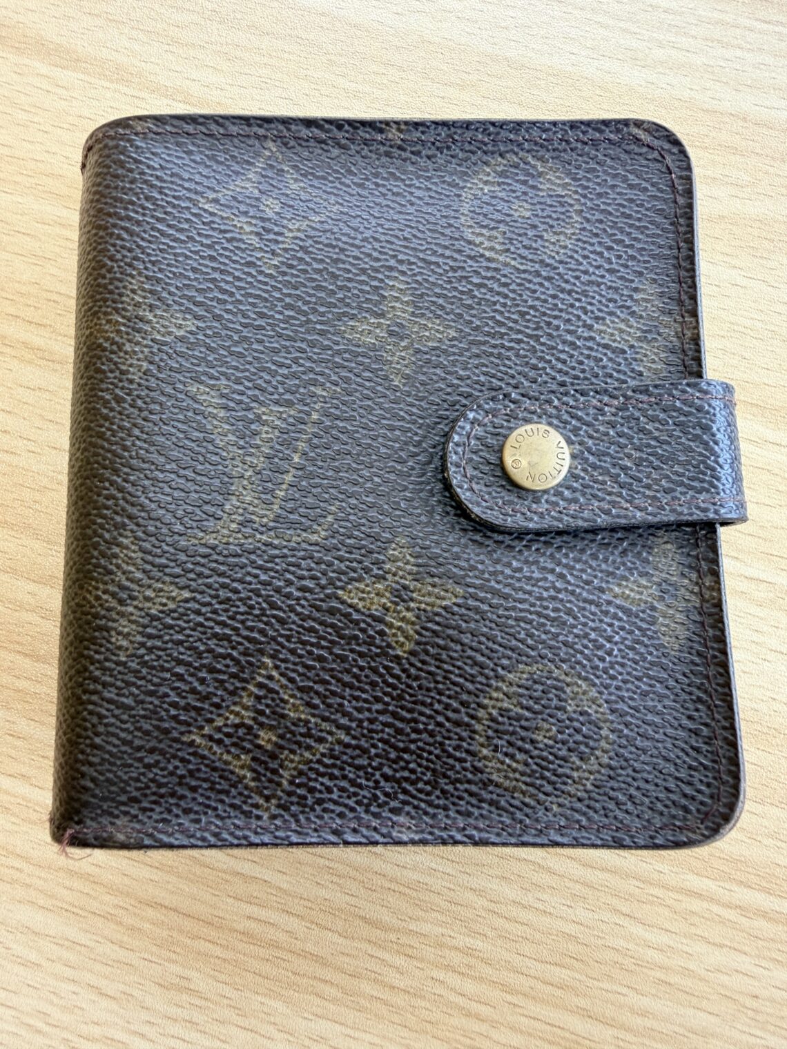 LOUIS VUITTON ルイヴィトン モノグラム コンパクトジップ 財布 M61667 財布買取実績 | 青森県八戸市