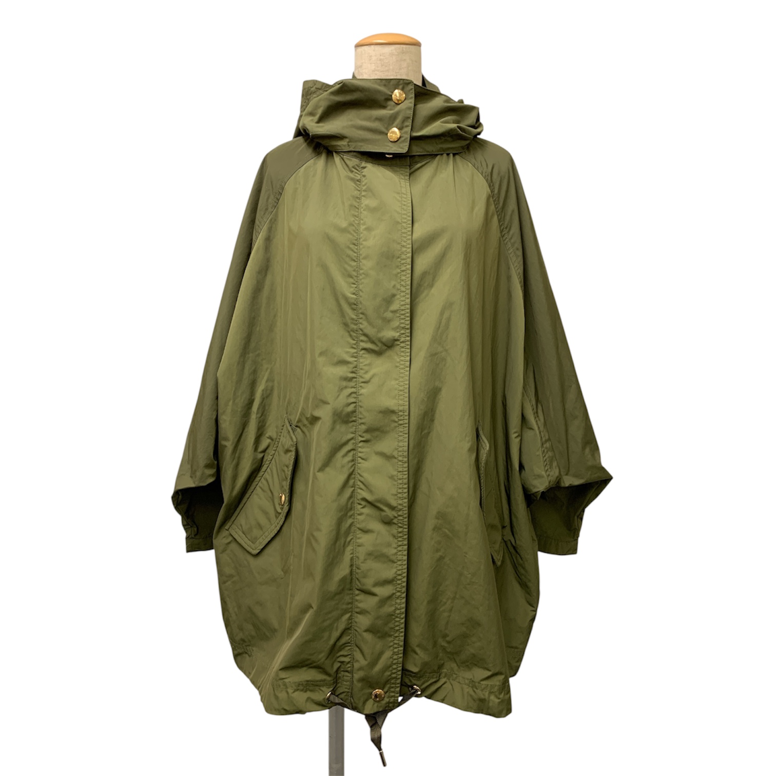 ウールリッチ ANORAK ドルマンスリーブ ケープ型 ナイロンジャケット買取実績 | 兵庫県芦屋市
